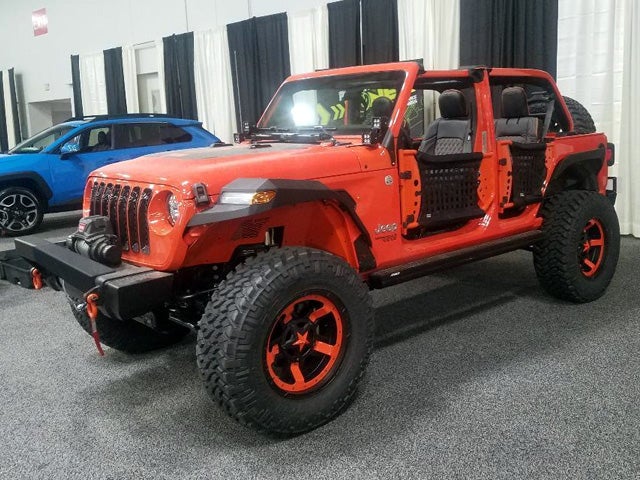 Performance Chrysler Jeep Dodge Ram Georgesville in Columbus OH | Custom Shop