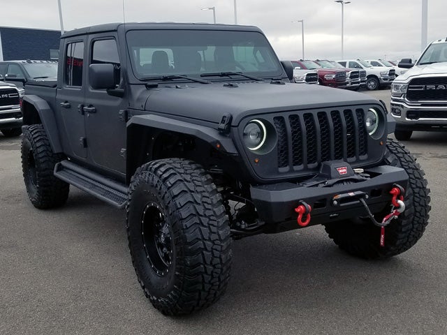 Performance Chrysler Jeep Dodge Ram Georgesville in Columbus OH | Custom Shop